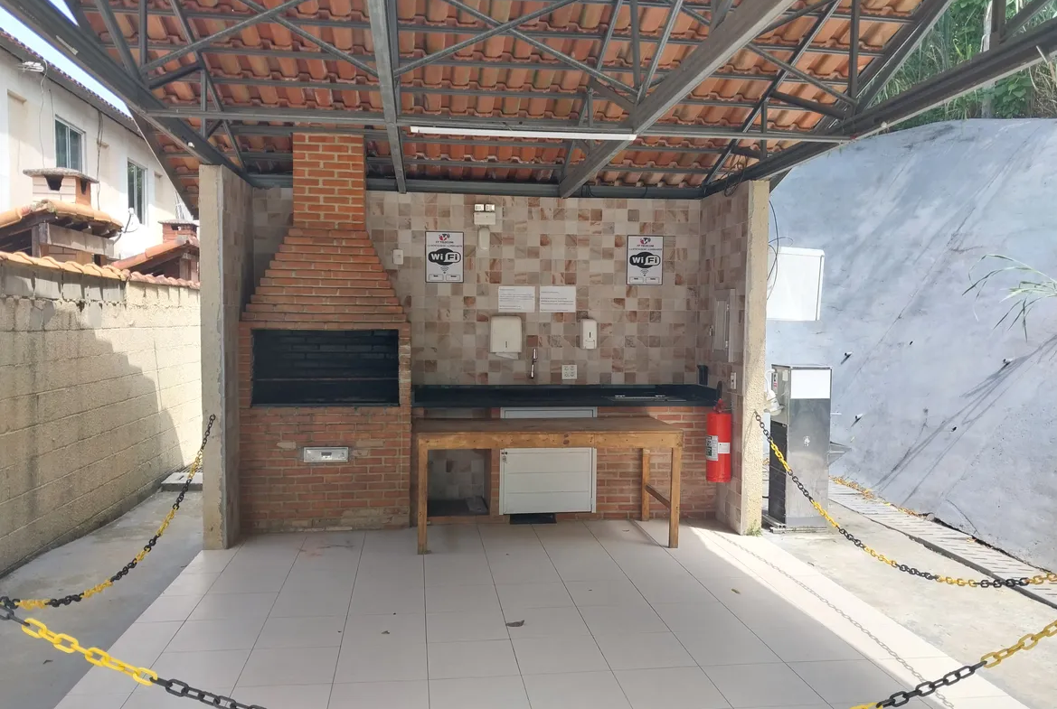 Casa Duplex 2 Quartos em Condomínio em Guaratiba