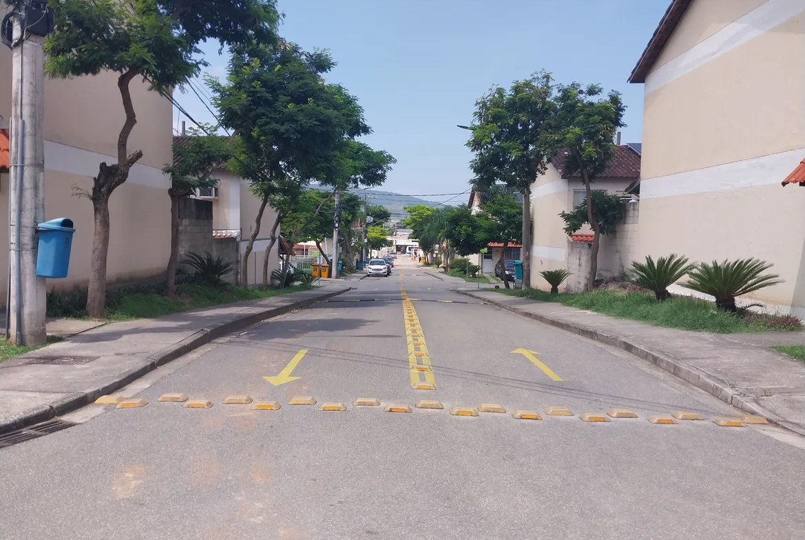Casa Duplex 2 Quartos em Condomínio em Guaratiba