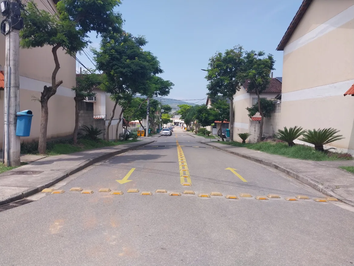 Casa Duplex 2 Quartos em Condomínio em Guaratiba