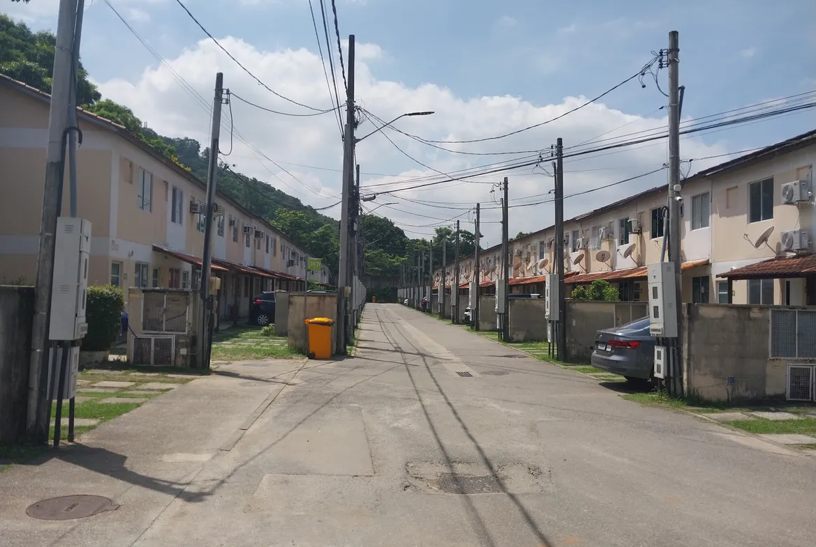 Casa Duplex 2 Quartos em Condomínio em Guaratiba