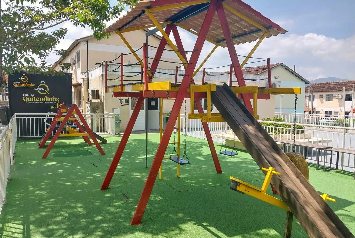Casa Duplex 2 Quartos em Condomínio em Guaratiba