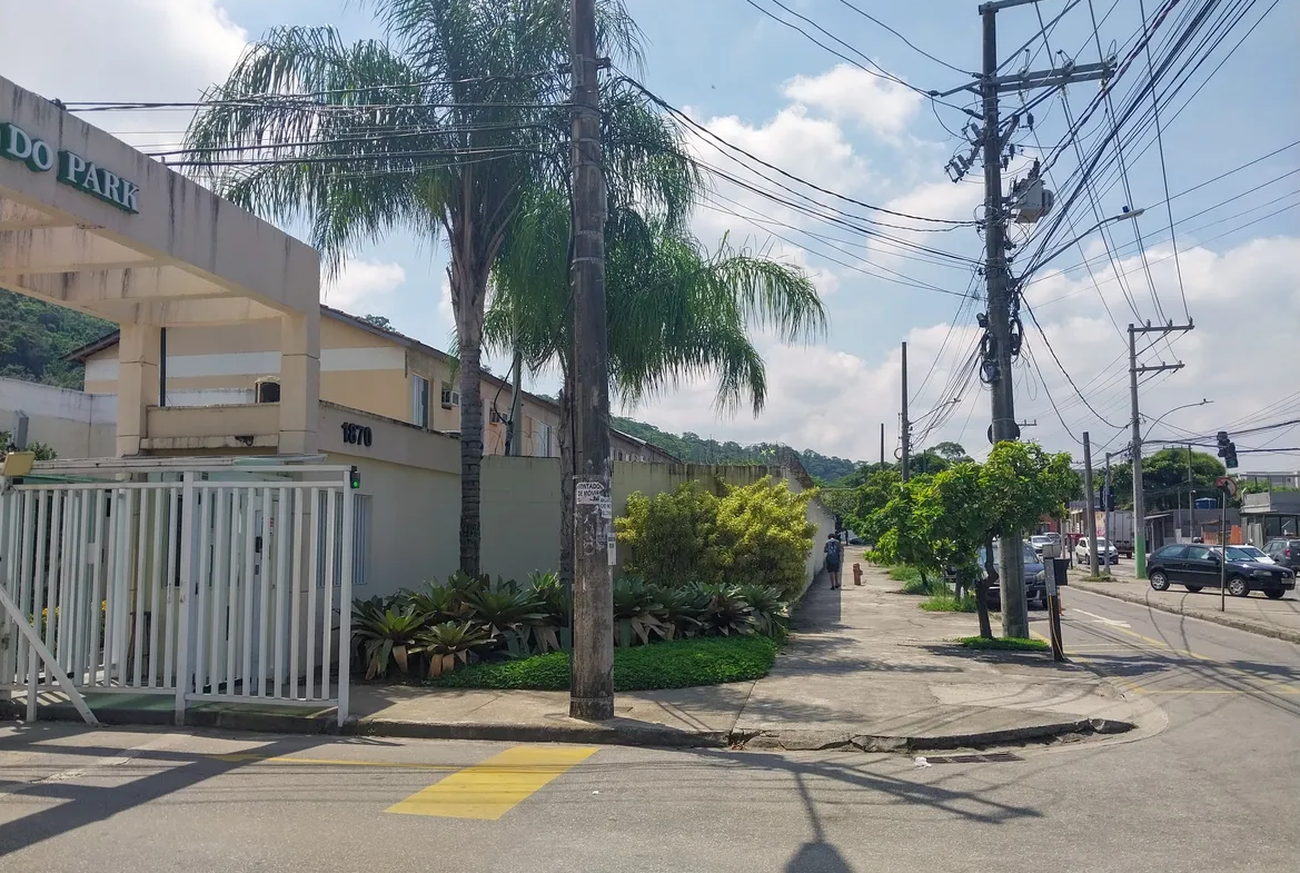 Casa Duplex 2 Quartos em Condomínio em Guaratiba
