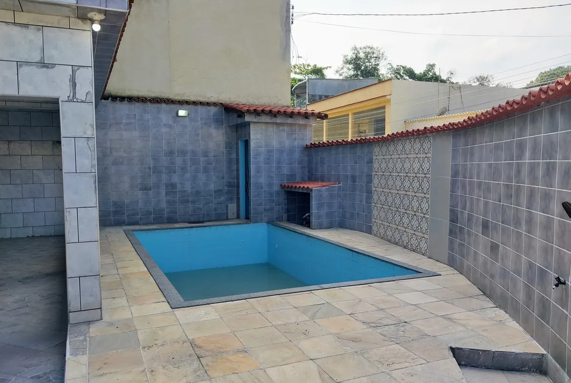 Casa 2 quartos com Piscina e Terraço no Mendanha Campo Grande