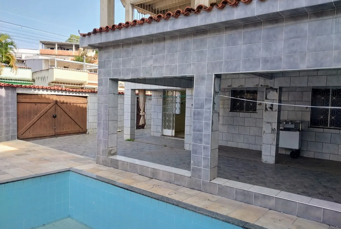 Casa 2 quartos com Piscina e Terraço no Mendanha Campo Grande