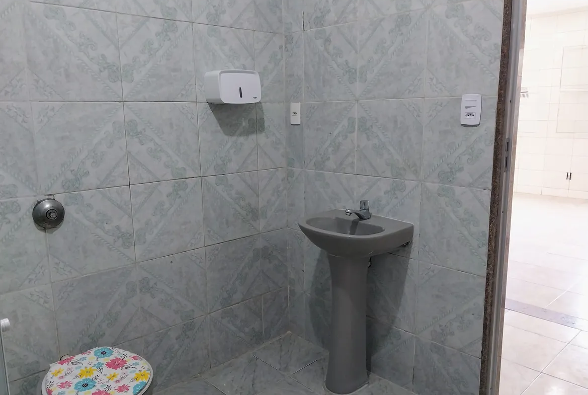 Casa 2 quartos com Piscina e Terraço no Mendanha Campo Grande