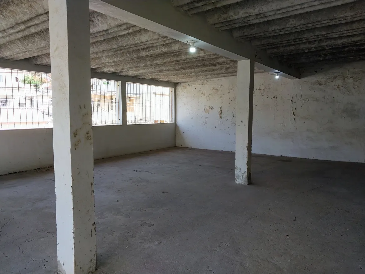Casa 2 quartos com Piscina e Terraço no Mendanha Campo Grande
