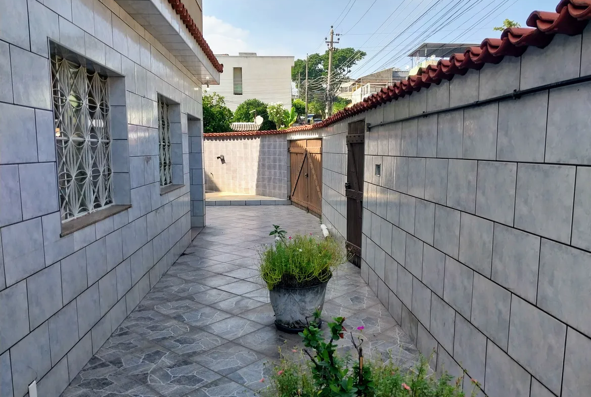 Casa 2 quartos com Piscina e Terraço no Mendanha Campo Grande