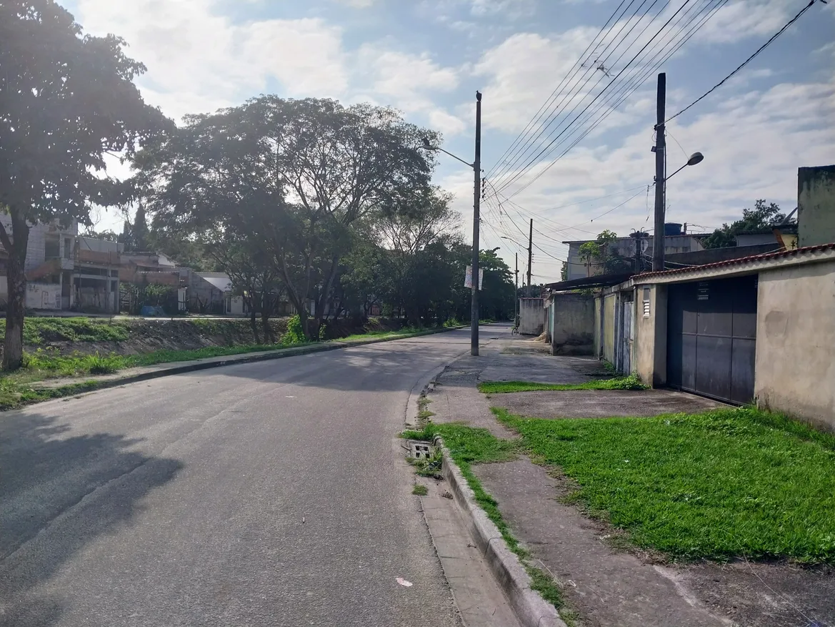Casa 3 quartos 1 suíte em Inhoaíba
