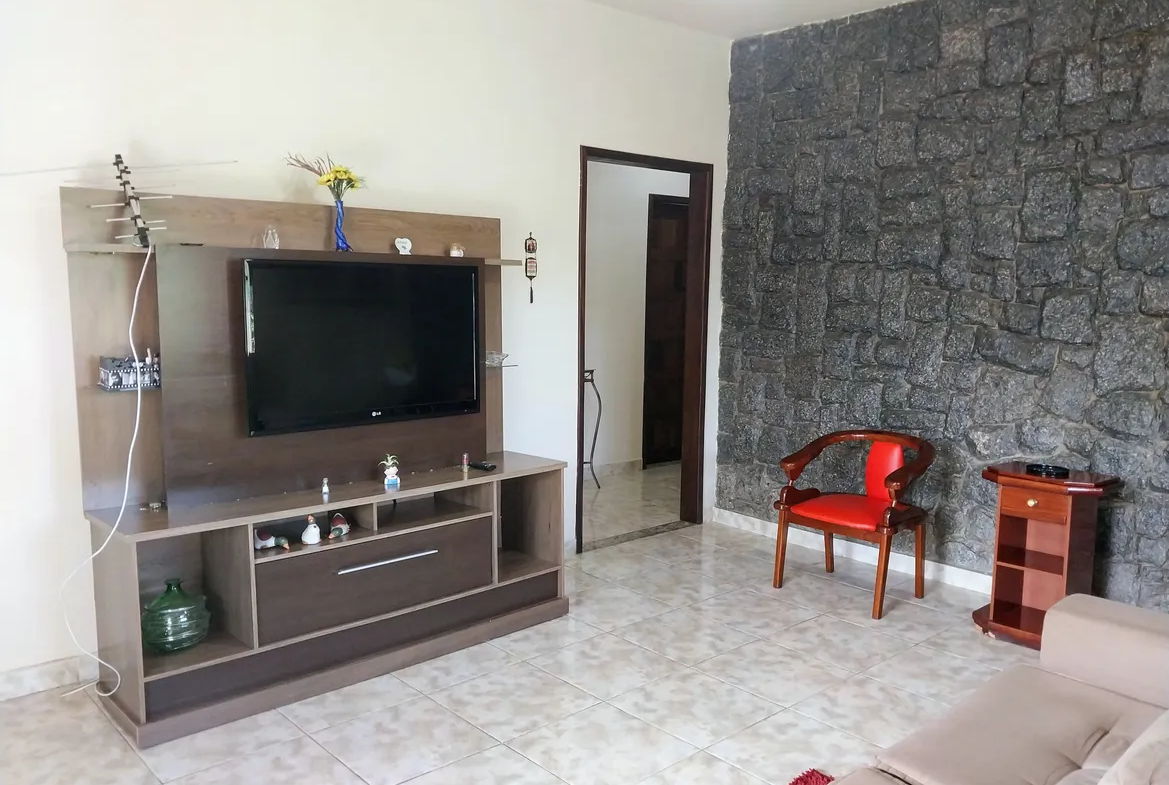 Casa 3 quartos 1 suíte em Inhoaíba