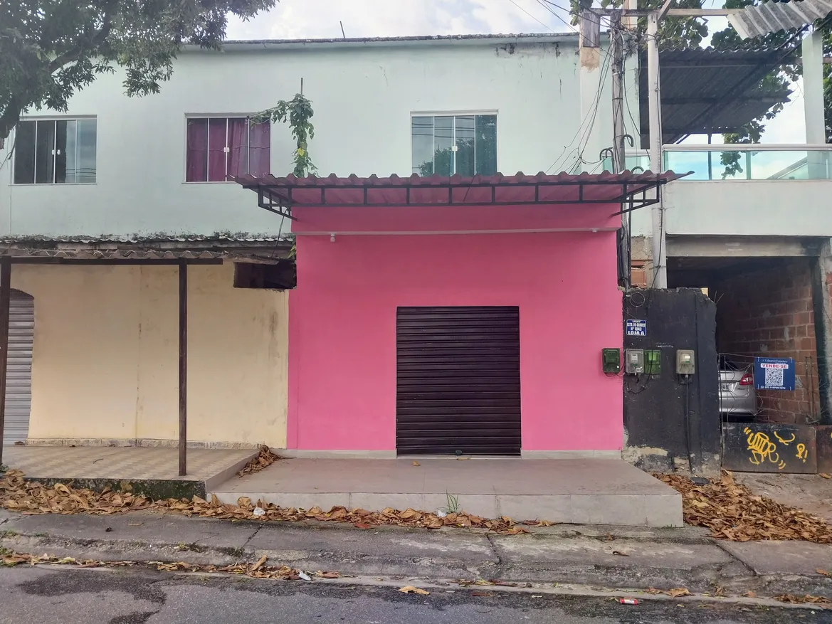 2 Casas 280m² com 4 quartos ótima localização na Estrada do Cabuçu