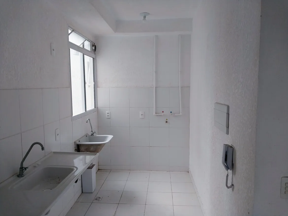 Apartamento com 2 quartos em Guaratiba no 3° andar