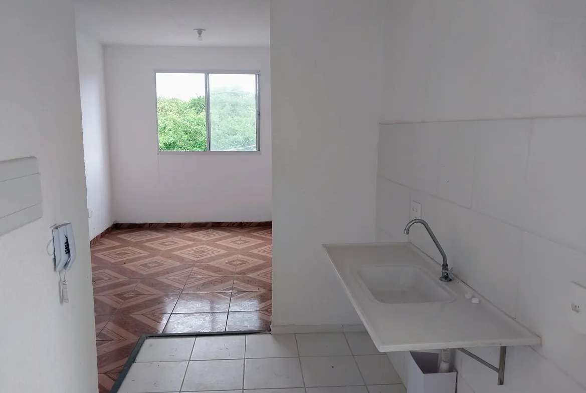 Apartamento com 2 quartos em Guaratiba no 3° andar