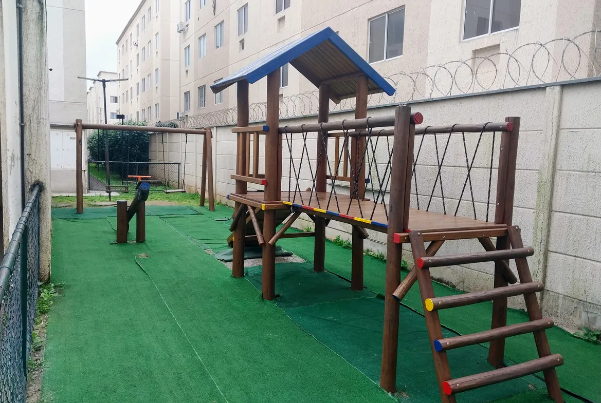 Apartamento com 2 quartos em Guaratiba no 3° andar