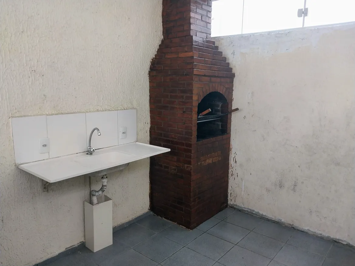 Apartamento com 2 quartos em Guaratiba no 3° andar