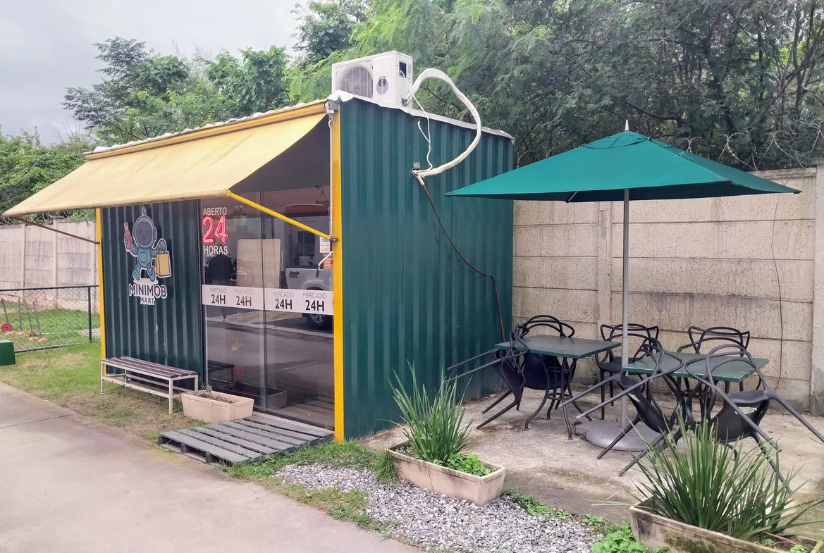 Apartamento com 2 quartos em Guaratiba no 3° andar