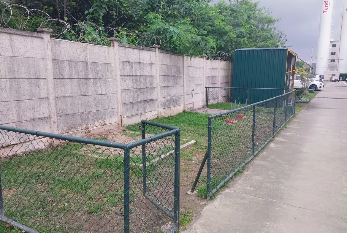 Apartamento com 2 quartos em Guaratiba no 3° andar