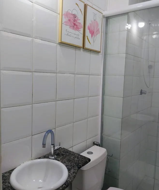 Casa dúplex com 2 quartos e sacada em Campo Grande