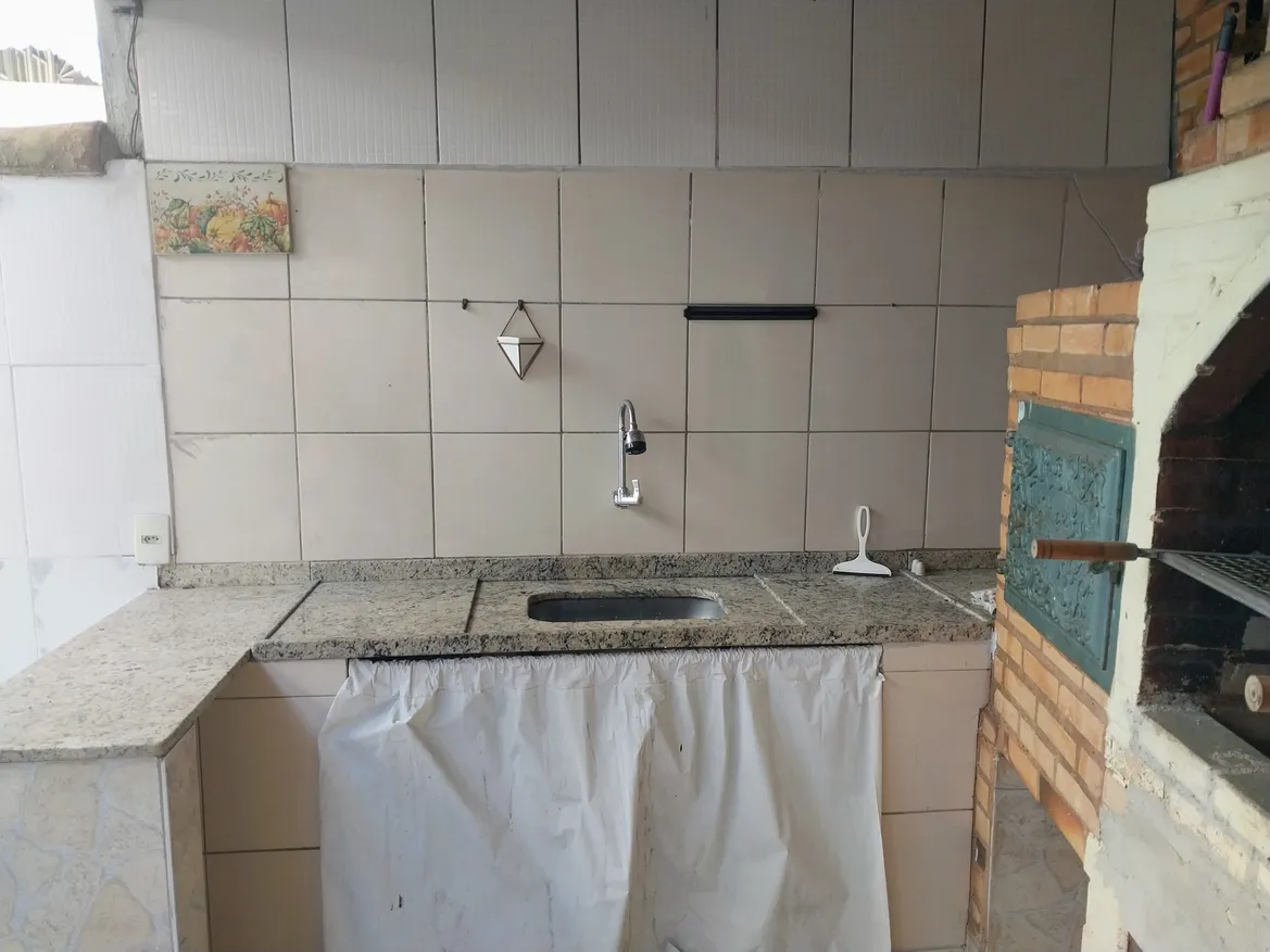 Casa dúplex com 2 quartos e sacada em Campo Grande