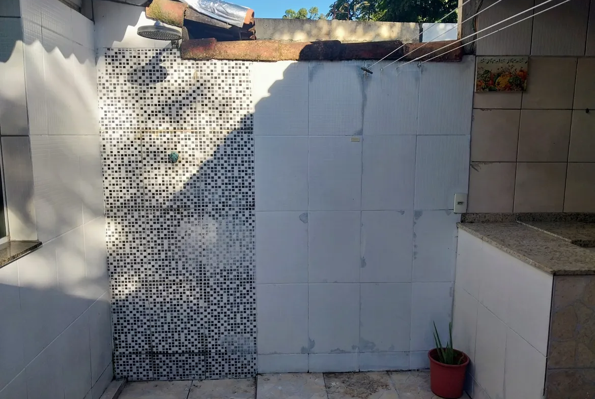 Casa dúplex com 2 quartos e sacada em Campo Grande