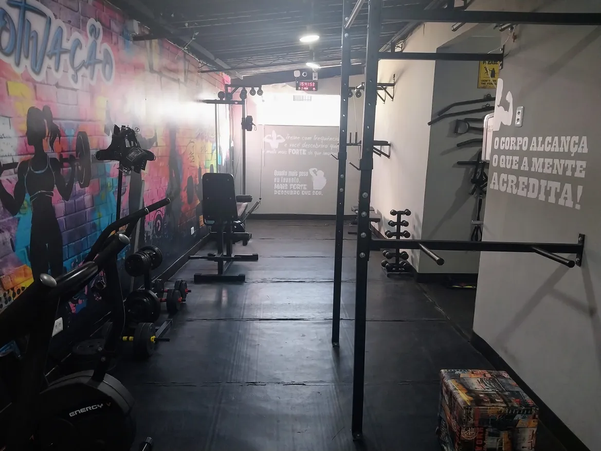 Casa dúplex com 2 quartos e sacada em Campo Grande