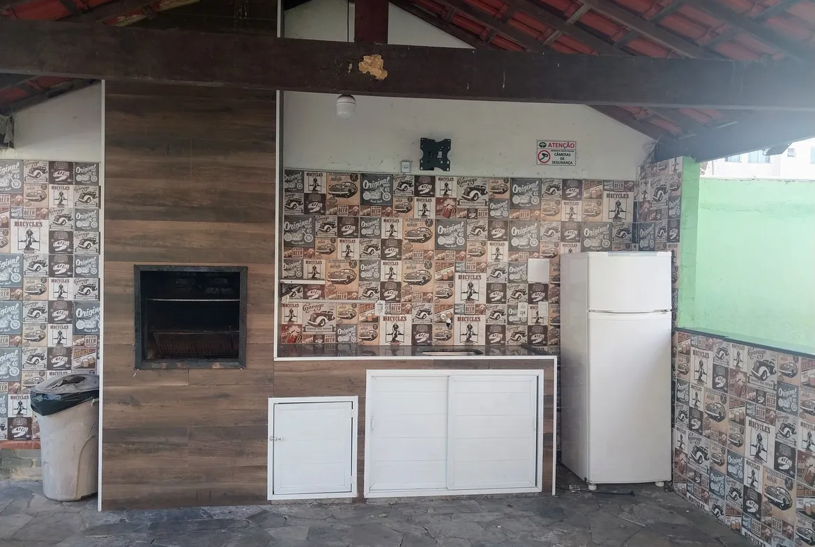 Casa dúplex com 2 quartos e sacada em Campo Grande