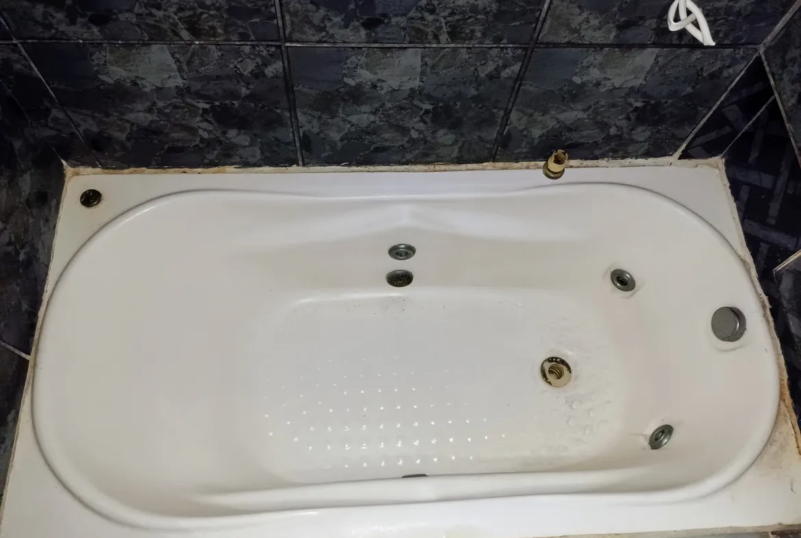 Casa 1 quarto com suíte em Campo Grande
